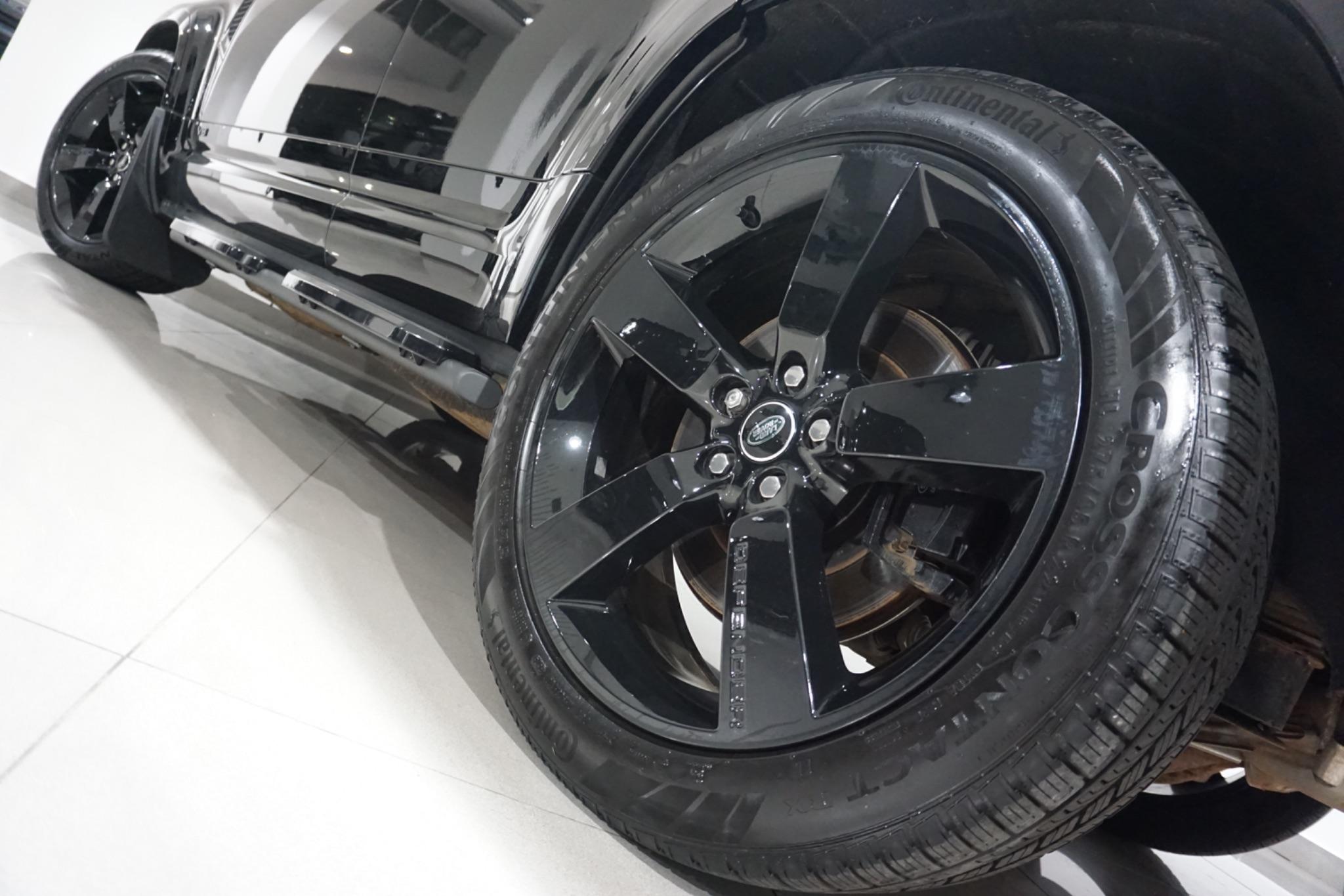 Land Rover Defender 110 5.0 P525 V8 SUV 5dr Petrol Auto 4WD Euro 6 (s/s) (525 ps)